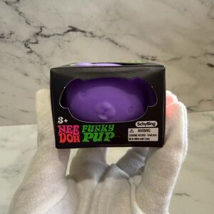 NeeDoh Funky Pup PURPLE